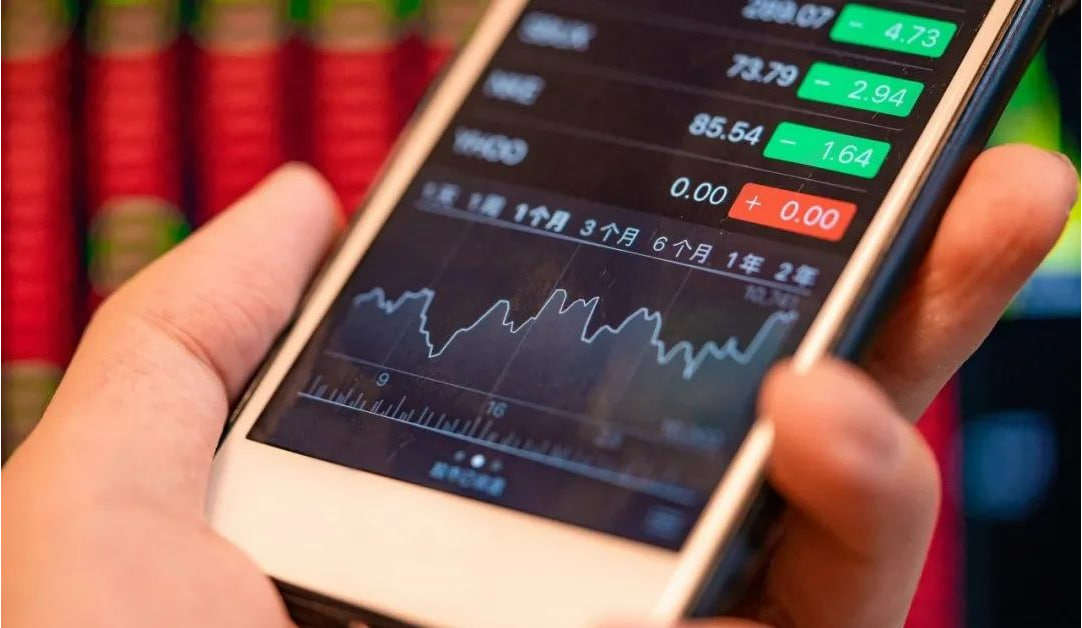正规配资炒股平台 现货黄金上涨1%，现报2685.06美元/盎司